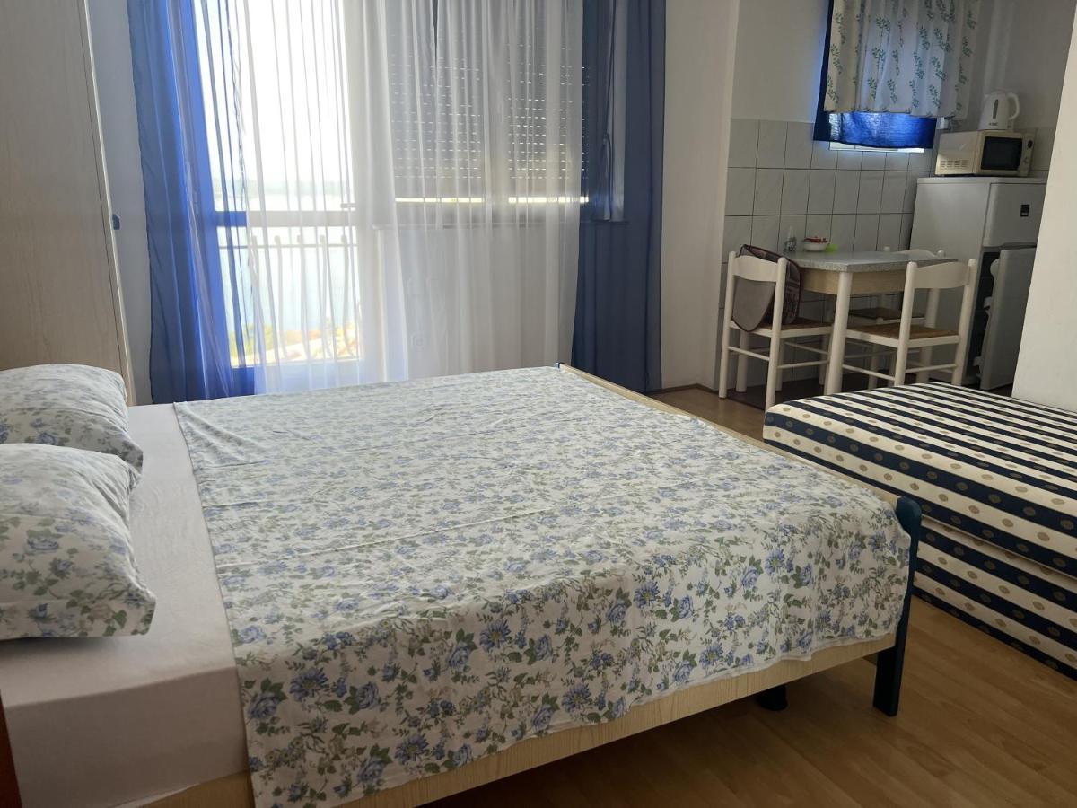 Apartments With Wifi Crikvenica - 5555 Ngoại thất bức ảnh